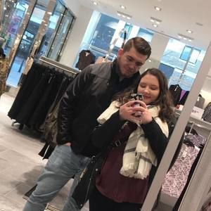 Meet your Posher, Rebecca